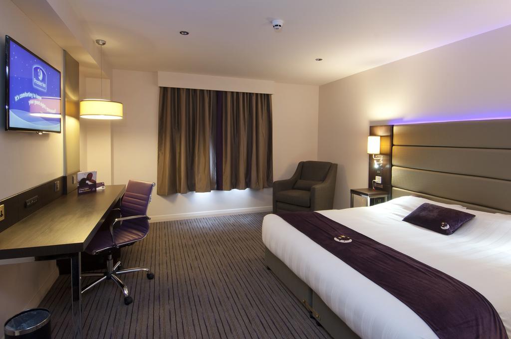 Premier Inn York North エクステリア 写真